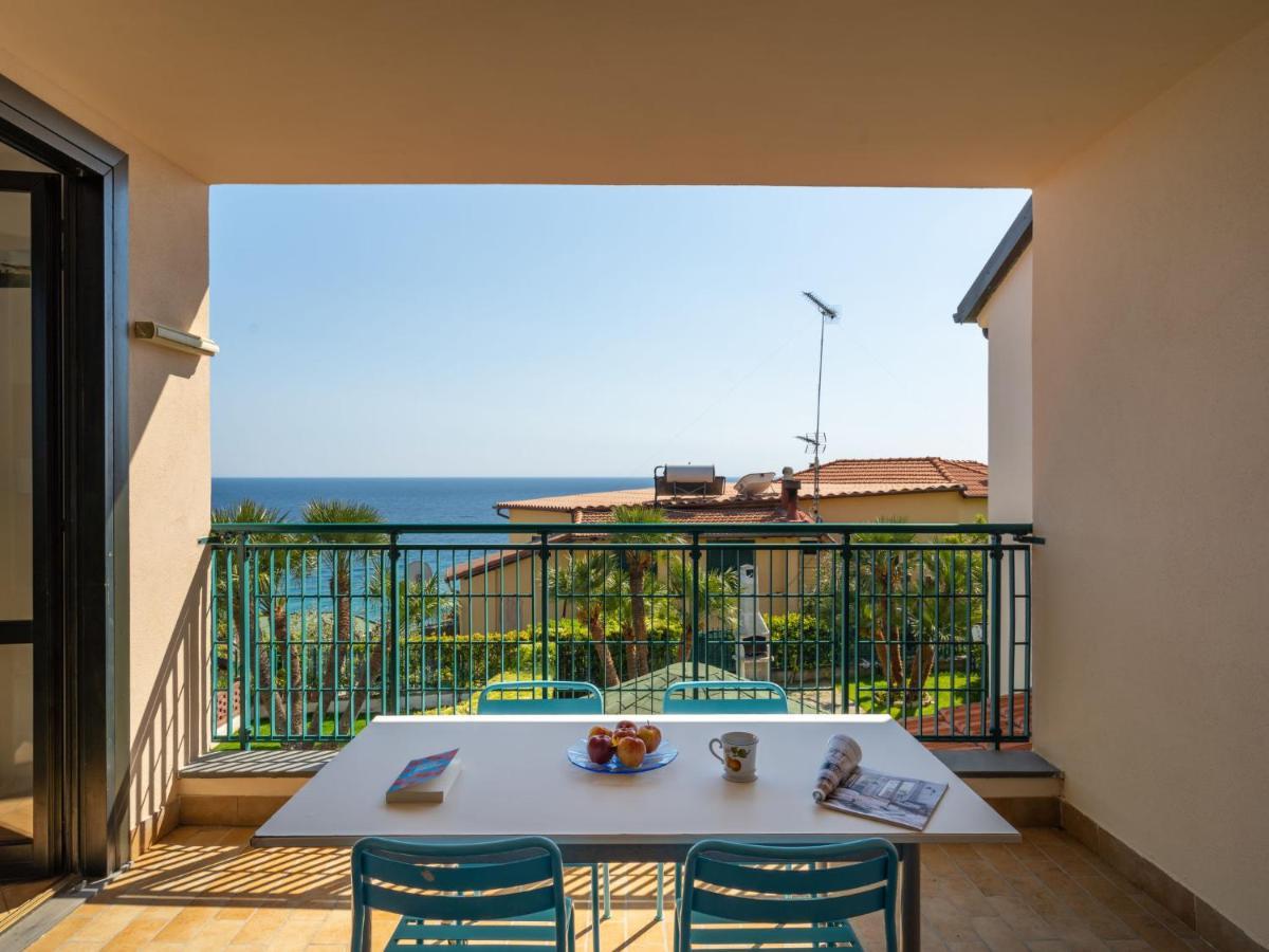Apartment Le Margherite - Slr261 By Interhome Costarainera المظهر الخارجي الصورة